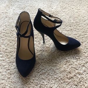 NWOT Nine West Navy Blue Suede Cross Strap Heels